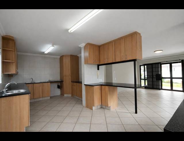 4 BEDROOM PROPERTY TO RENT IN WATERKLOOF RIDGE